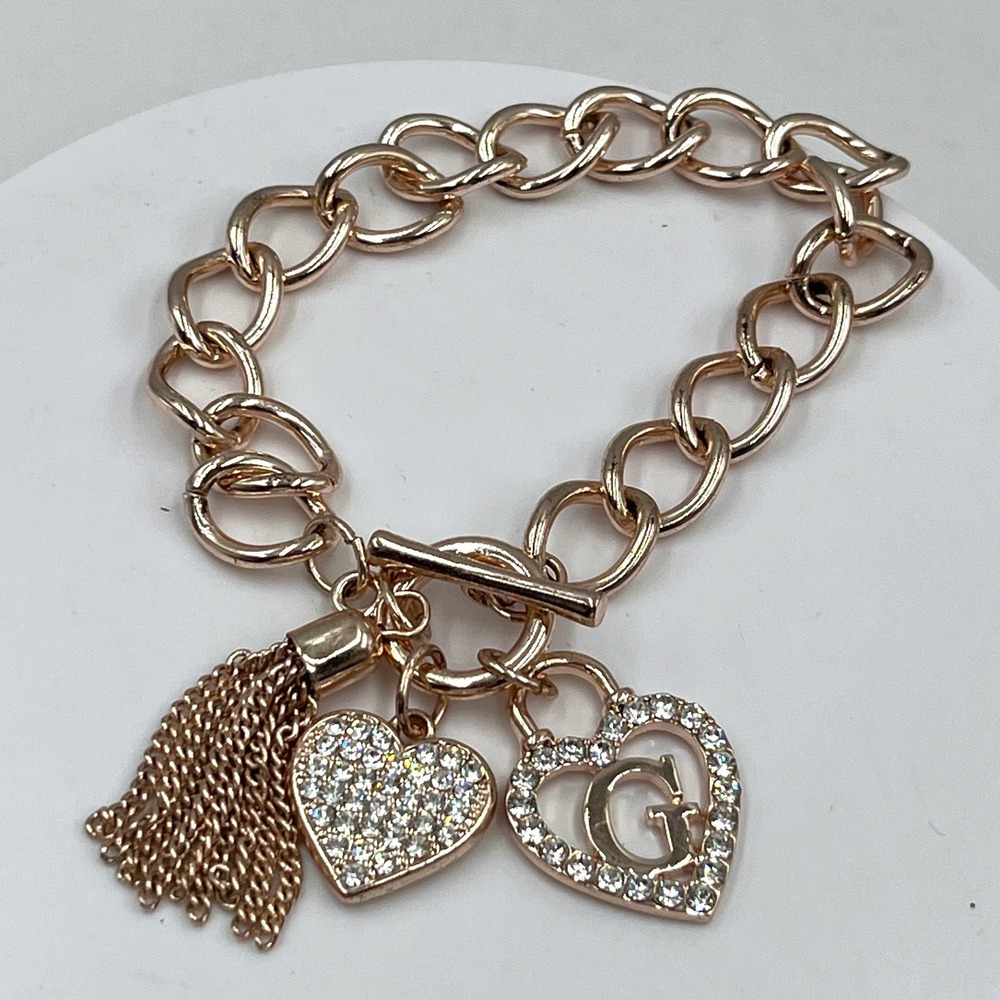 Vintage Guess Gold Tone Charm Bracelet‎ Heart Tassel Rhinestone Initial G Chain
